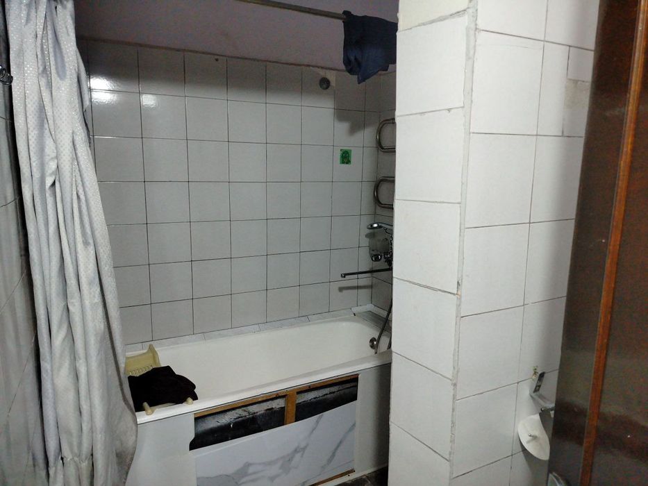 Сотилади арзон Чилонзор 20 квартал 1 хонали