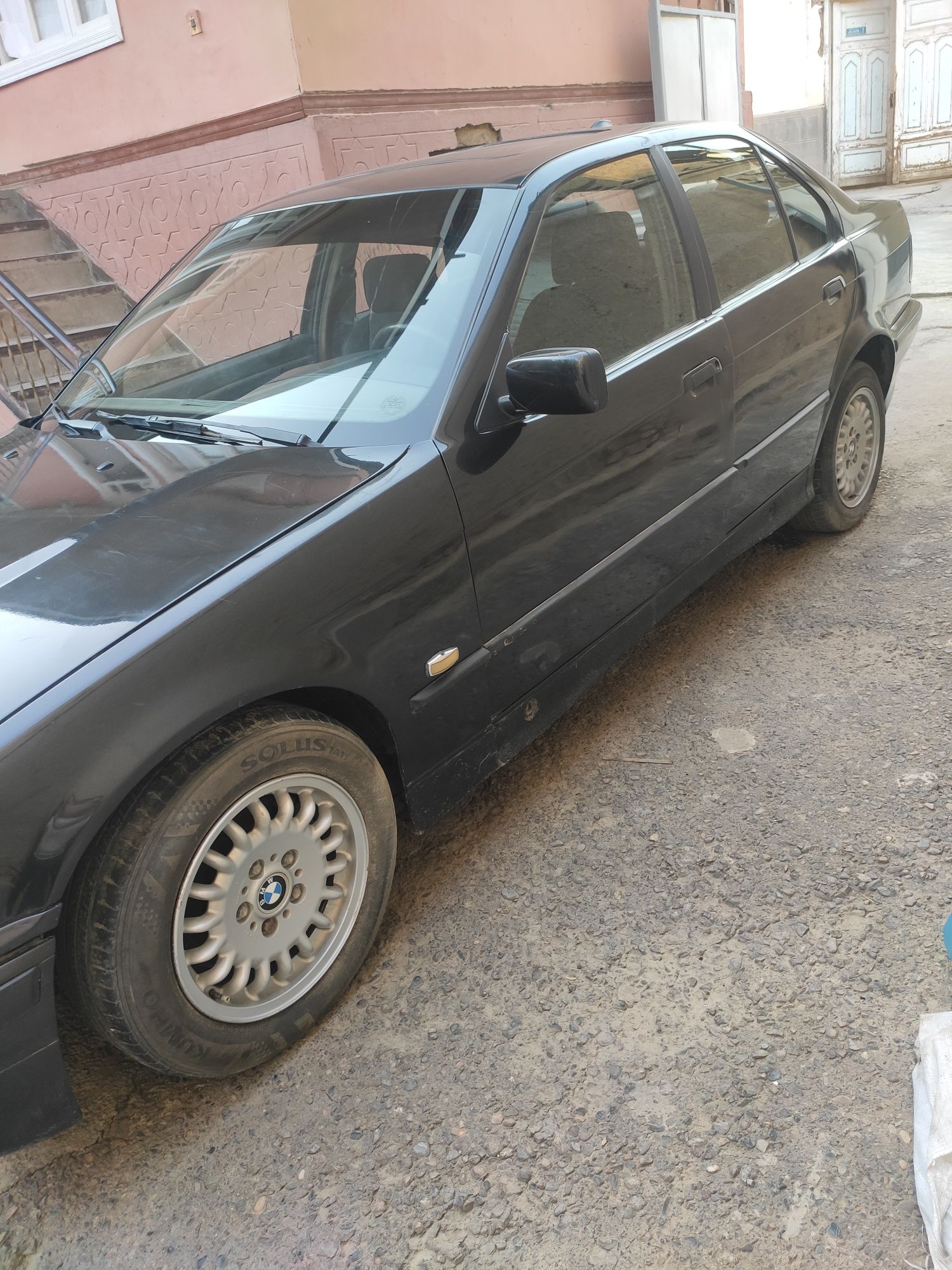 BMW 318 3 seriya
