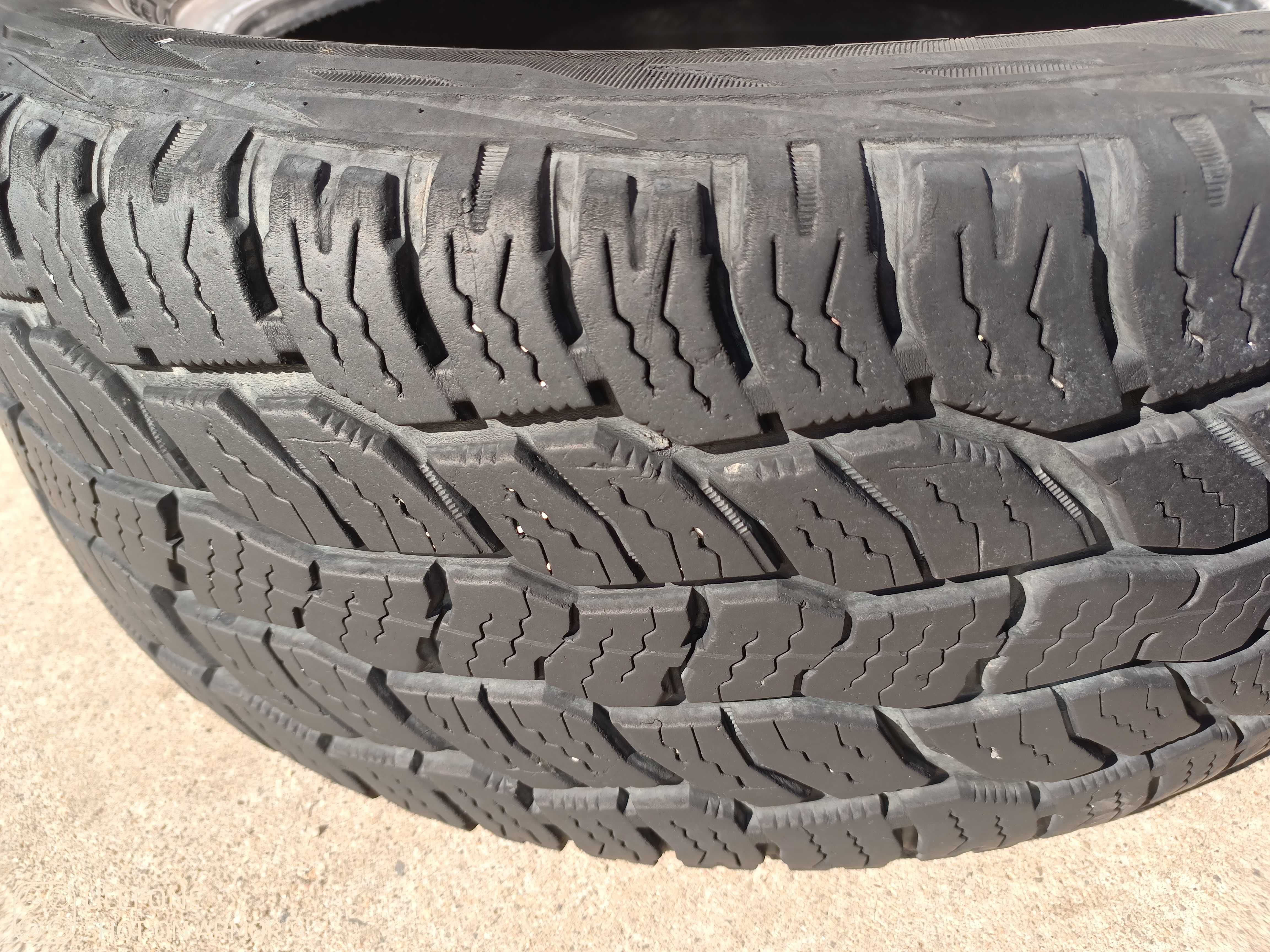 Гуми  255/55 R19