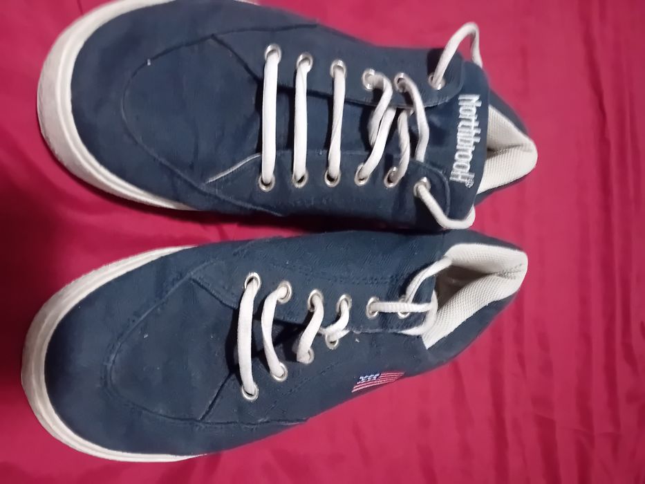 ¥ doua perechi adidași quechua și northbrook marime 43