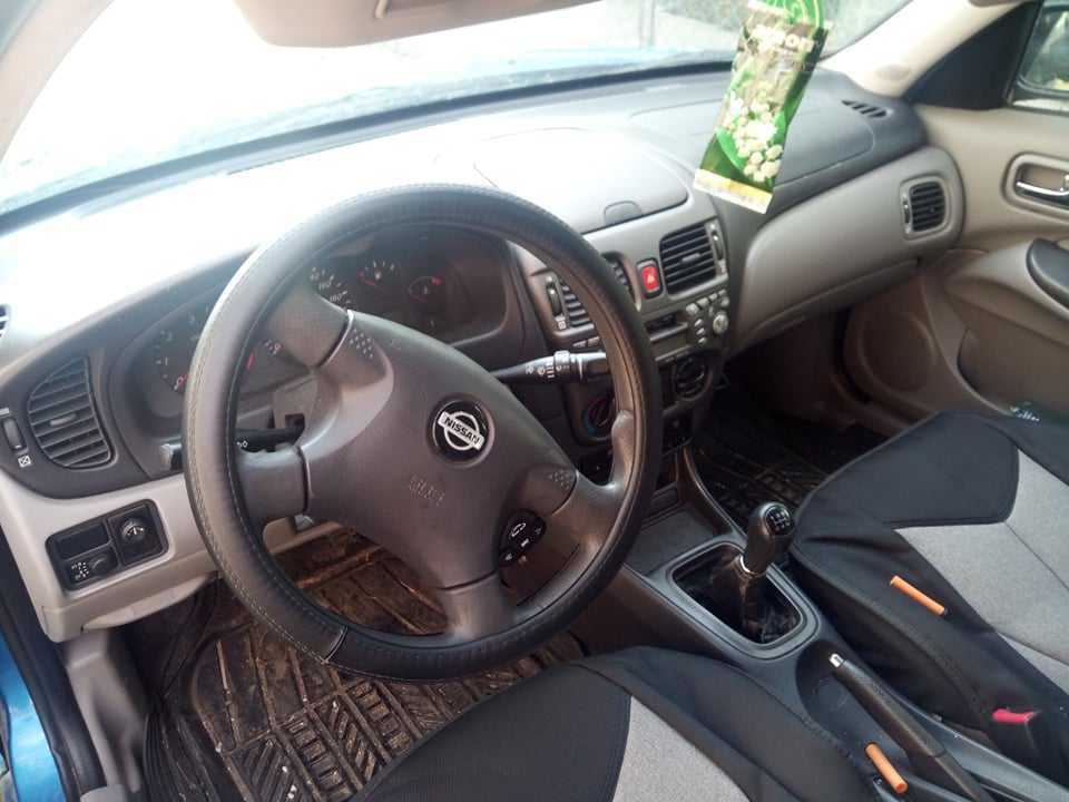 Nisan Almera 2.2 DI