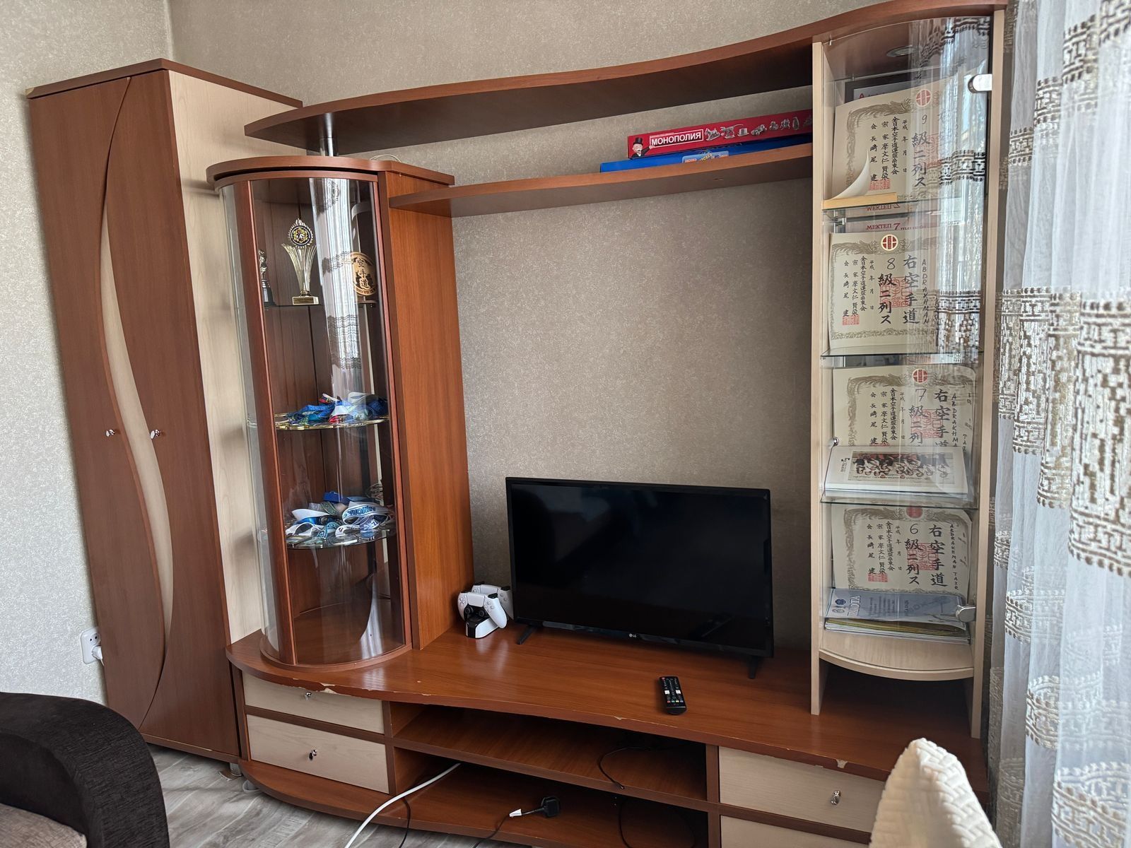 Срочно продам стенку