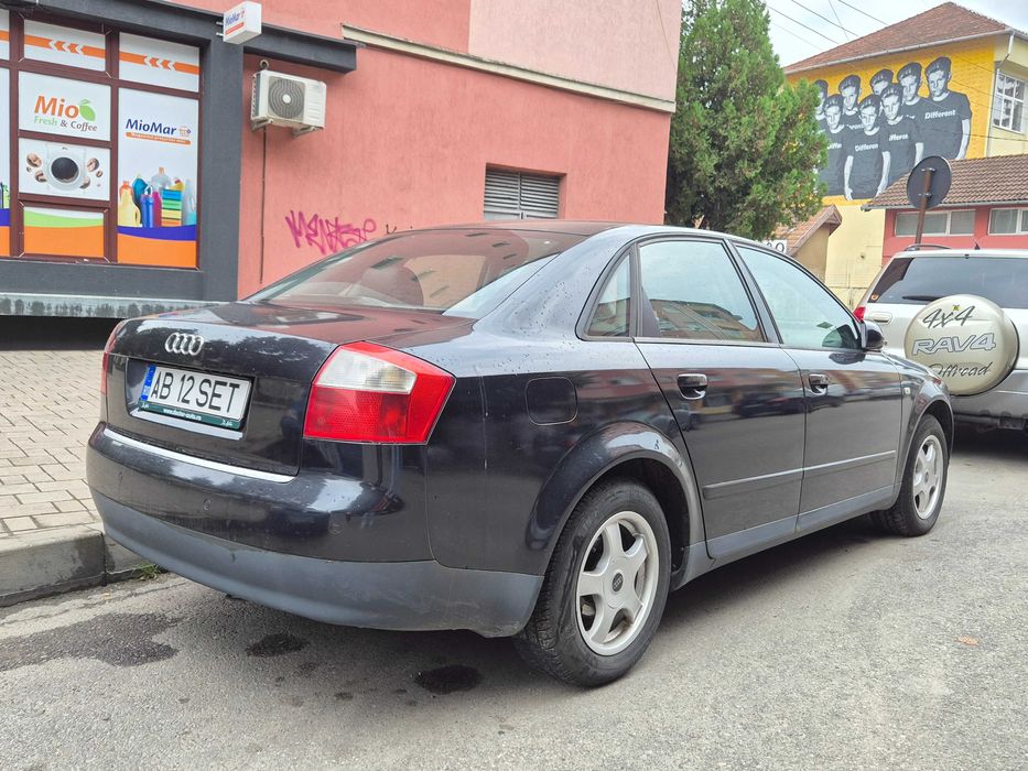 Audi A4 2001 sedan