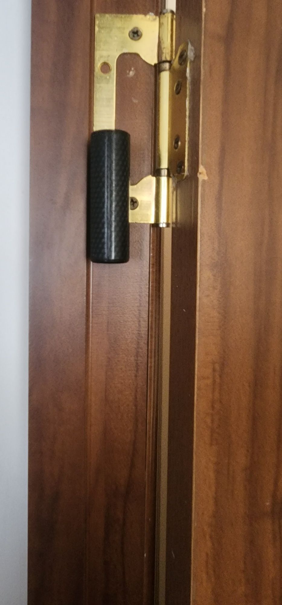 Продам диктафон с 16г