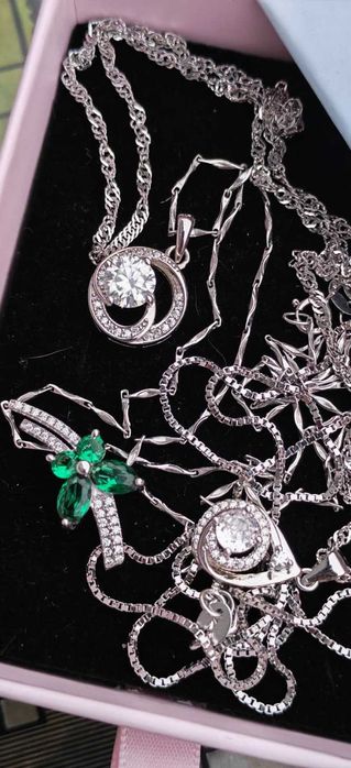 3 lanticuri cu pandantive din argint,noi