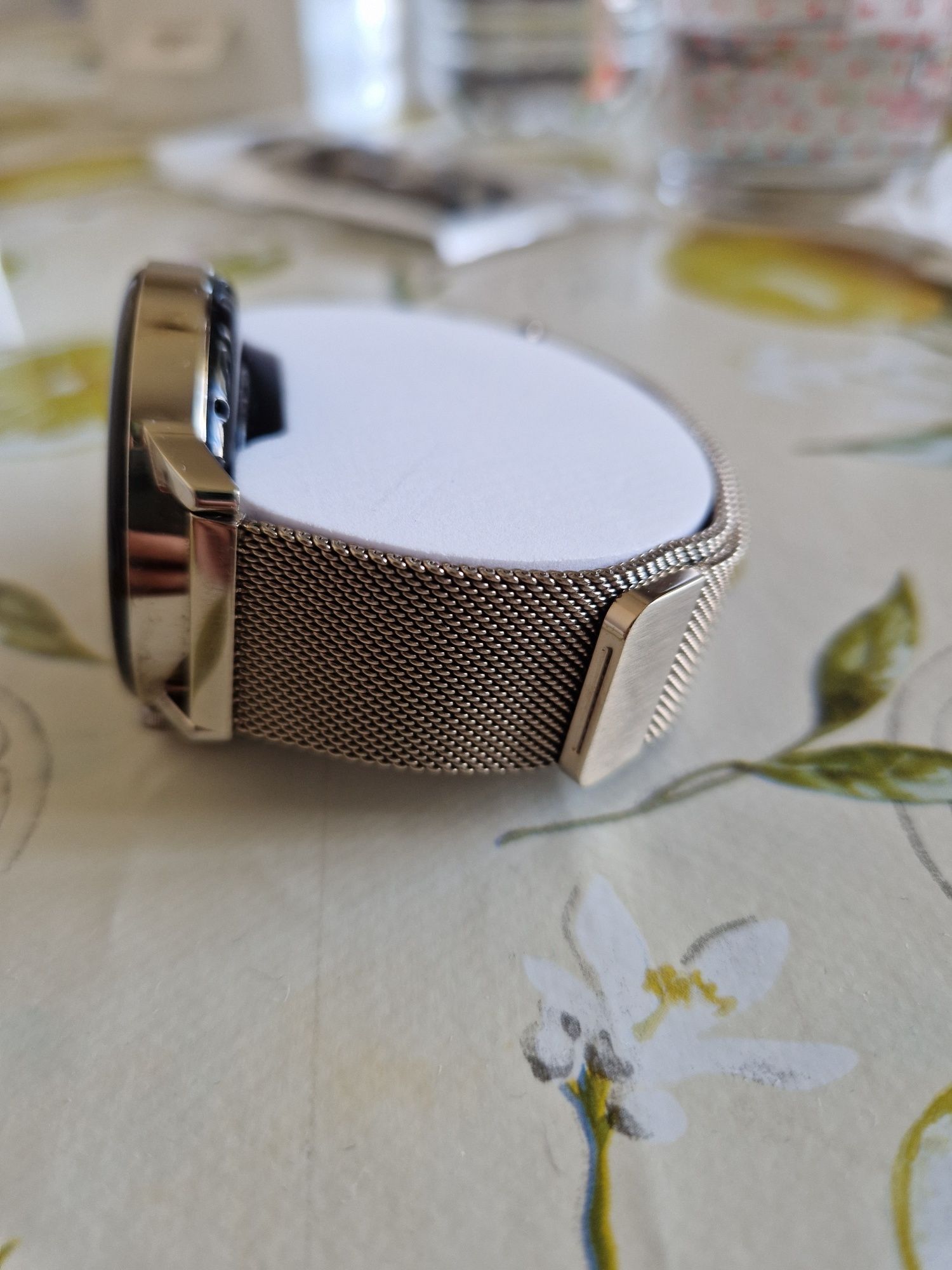 Смарт часовник Huawei Watch GT3, 42 mm, Stainless Steel, Gold
Слаган б