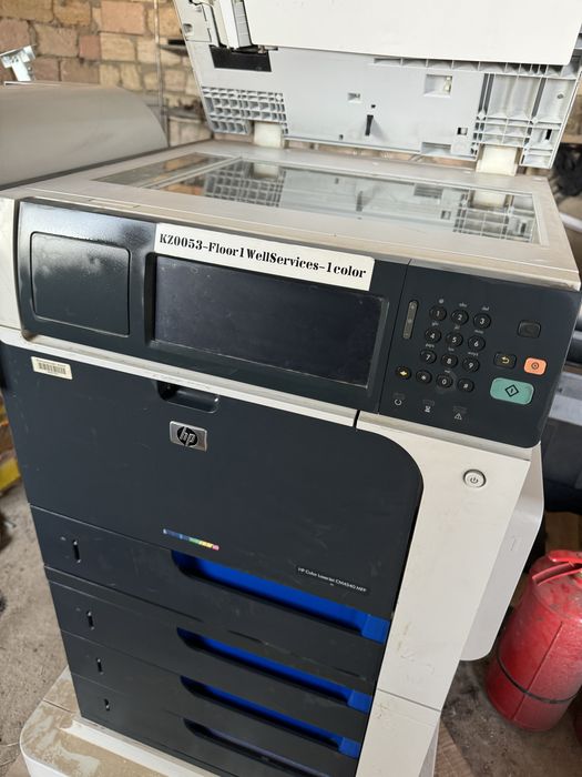 Hp color laser jet CM4540 MFP