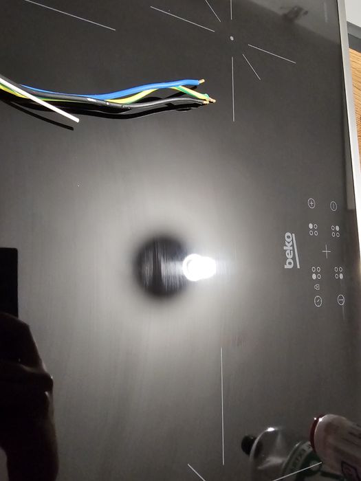 Plita electrica cu inductie Beko