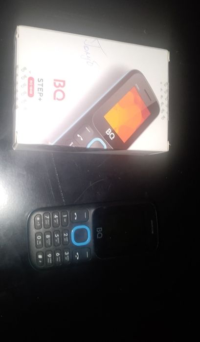 Продам кнопочный телефон BQ почти новый