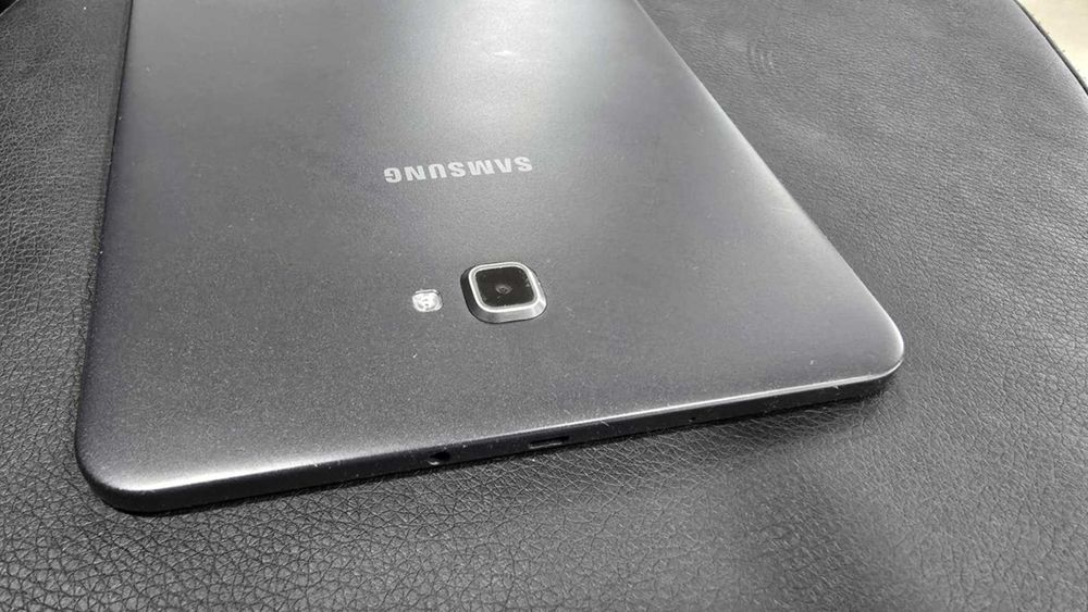 Samsung Galaxy Tab A 10.1 (2016) LTE (SM-T585) 16GB