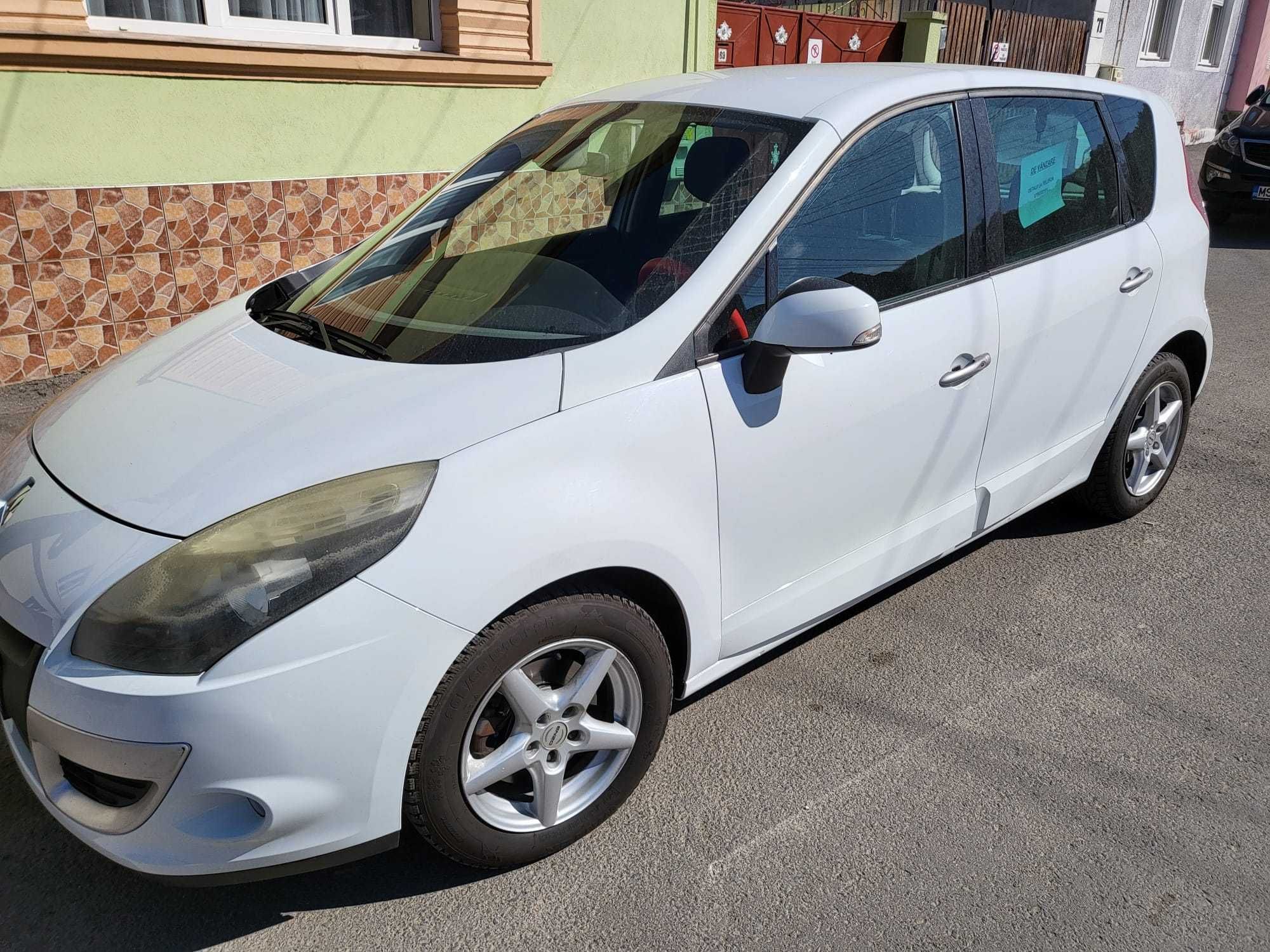 renault scenic auto excelent pentru familie