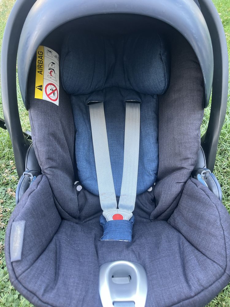 Кошче за кола с Isofix база Cybex Platinum Cloud Q
