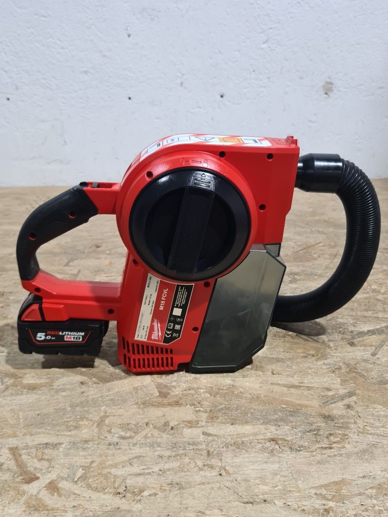 Aspirator de praf fuel Milwaukee M18 FCVL