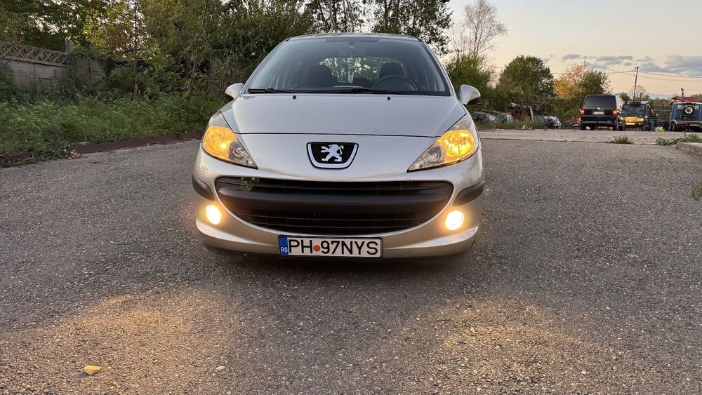 Peugeot 207 1.4 hdi / 2008 / proprietar