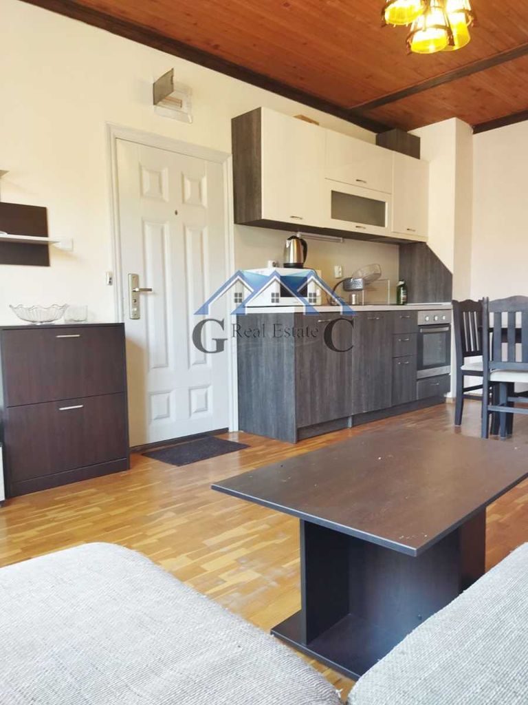 Продава се Къща в Варна, Трошево - 412 кв.м за 981 €/кв.м - Снимка #11