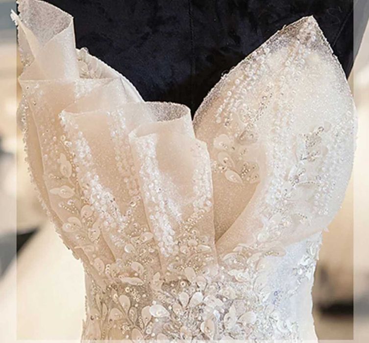 Дизайнерска сватбена рокля