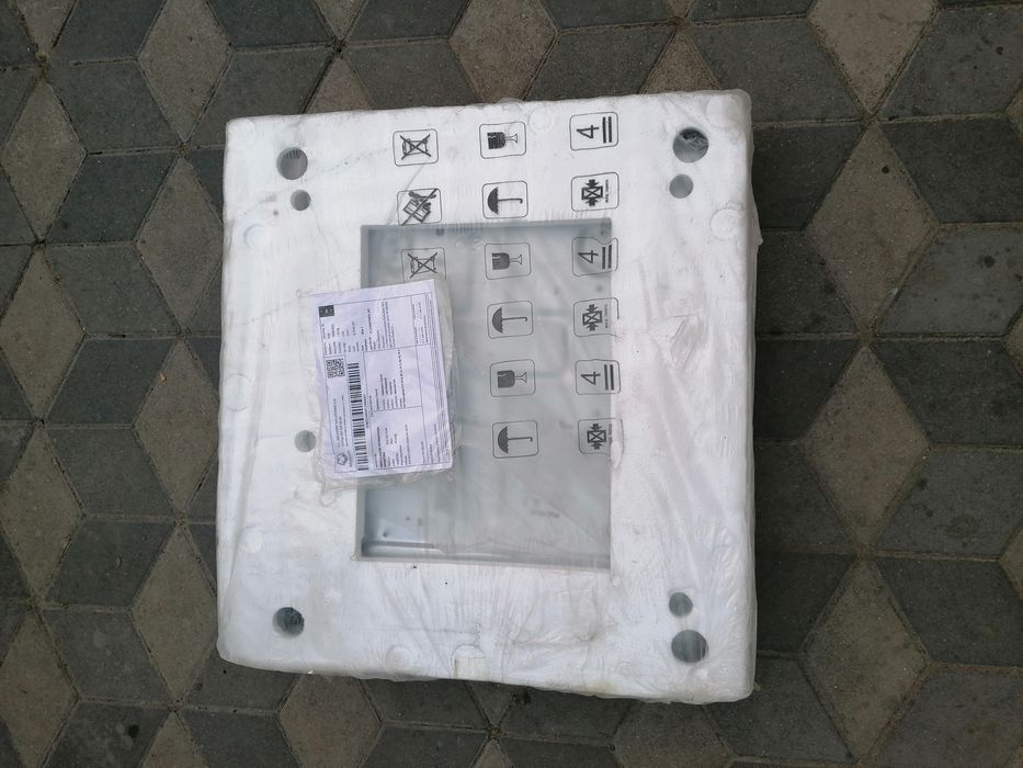 Plita incorporabila pe Gaz cu 4 Arzatoare și sticla neagră