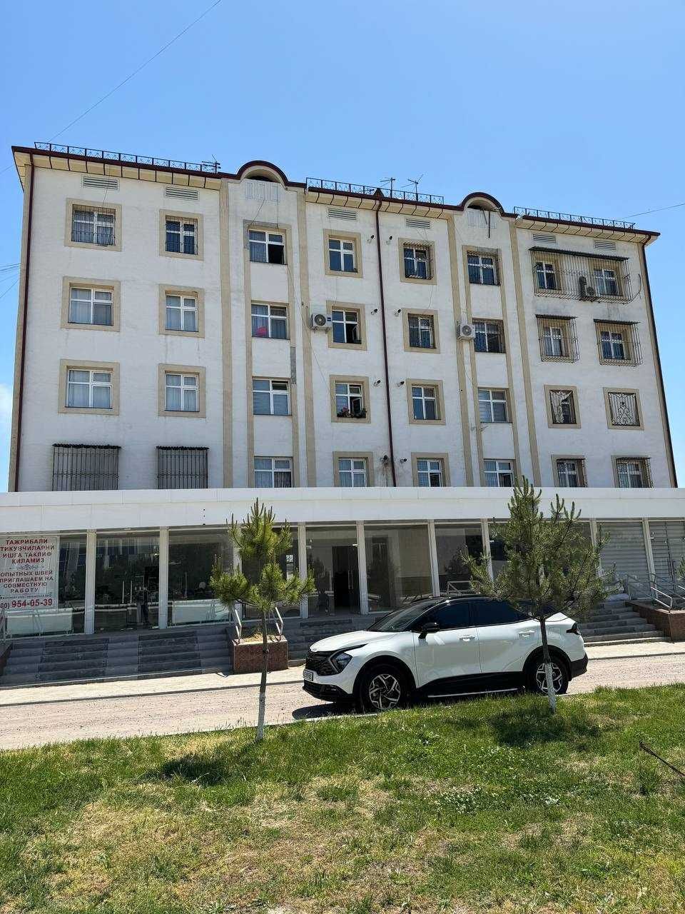 Продается  офис Райцентр Эшонгузар Хокимият маданият саройи.