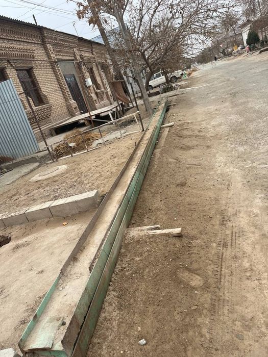 Shiviller dutour sotiladi bo'yi 12metr 2 tasi bor