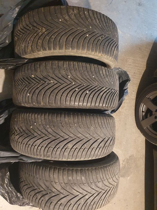 Vand cauciucuri iarna 225 45 17 set