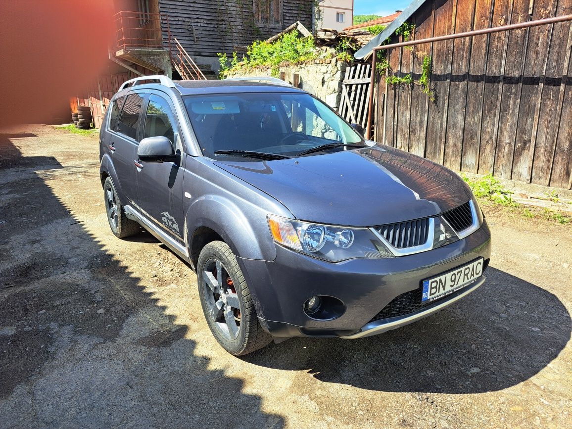 Vand Mitsubishi Outlander 4x4