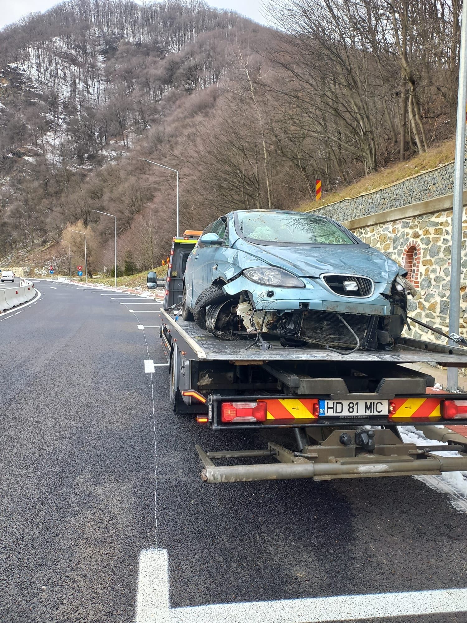 TRACTARI AUTO NON-STOP Petroșani Vulcan Lupeni Hațeg Defileul Jiului