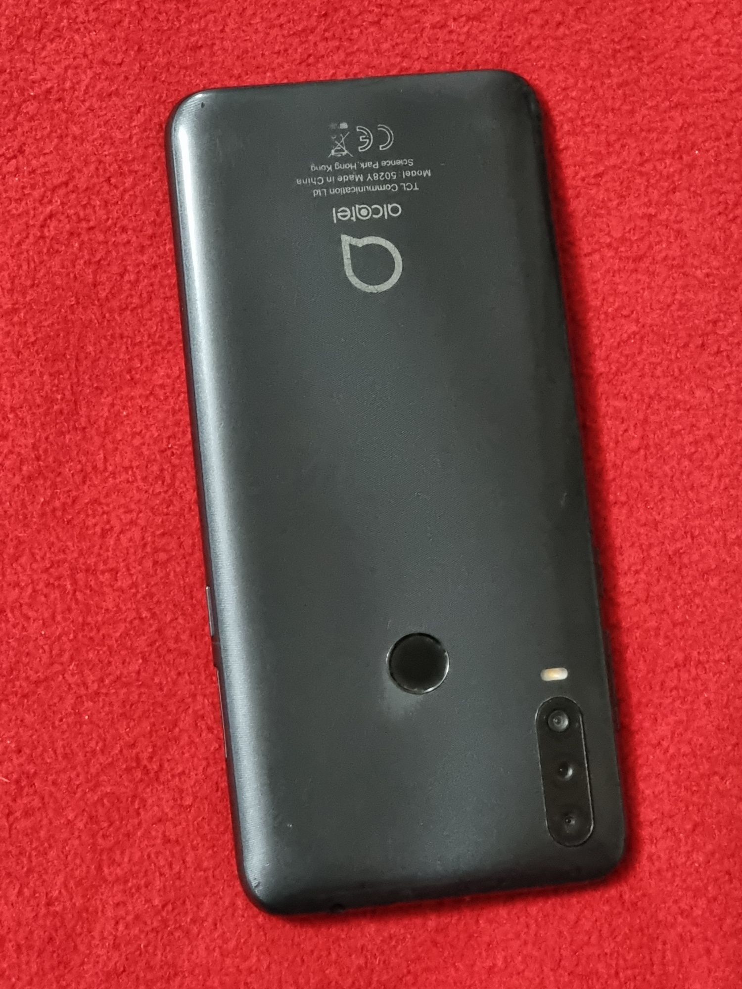 Alcatel 5028y, Gri 32Gb, Liber de rețea. Pret 350 lei.