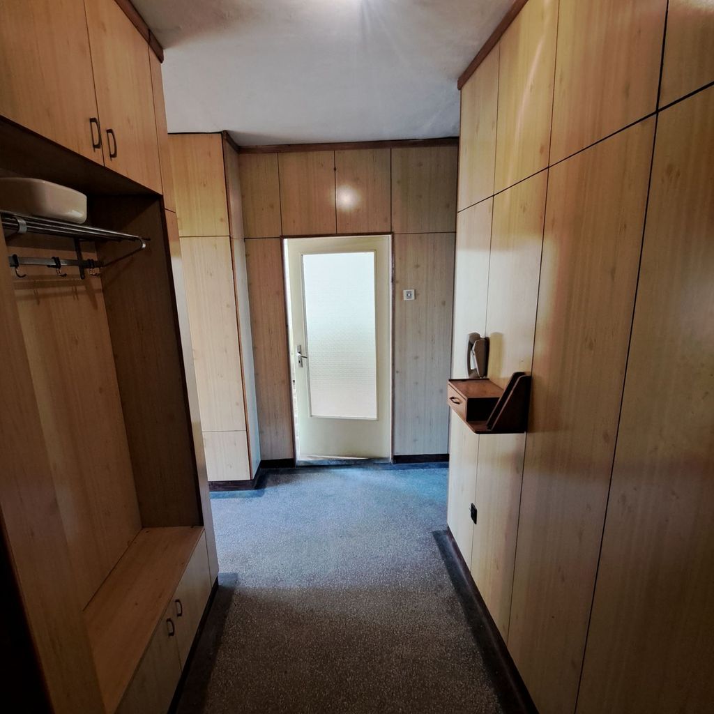 Продава се Тристаен апартамент в Силистра, Митница - 85 кв.м за 753 €/кв.м - Снимка #3