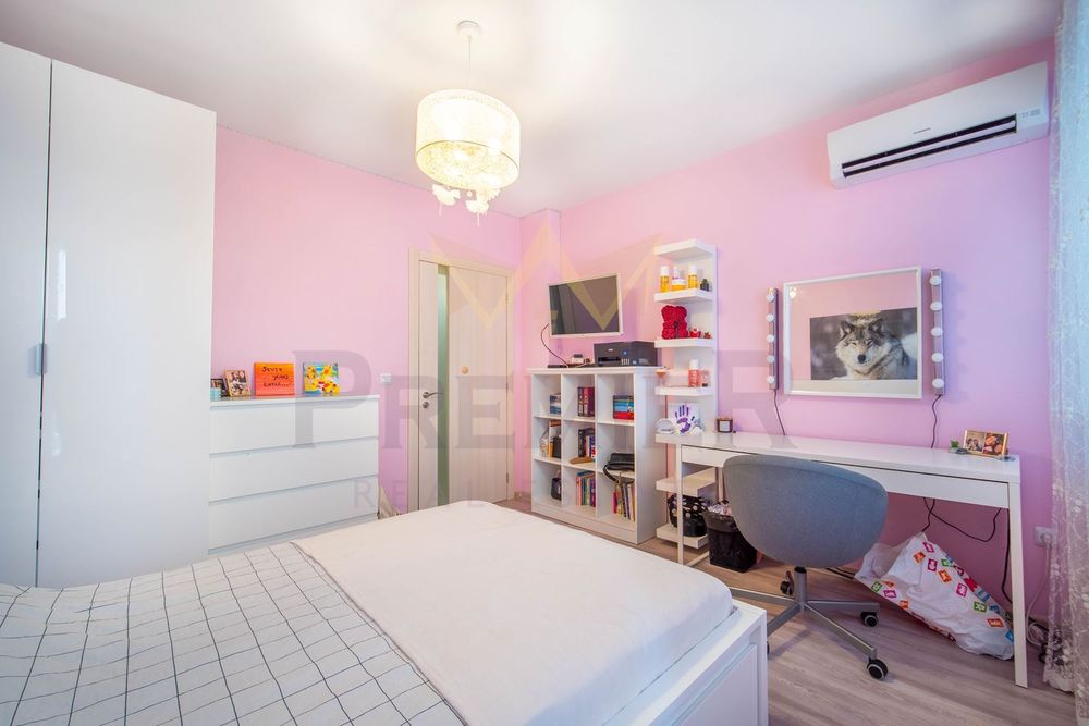 Продава се Четиристаен апартамент в Варна, Възраждане 1 - 108 кв.м за 1806 €/кв.м - Снимка #12