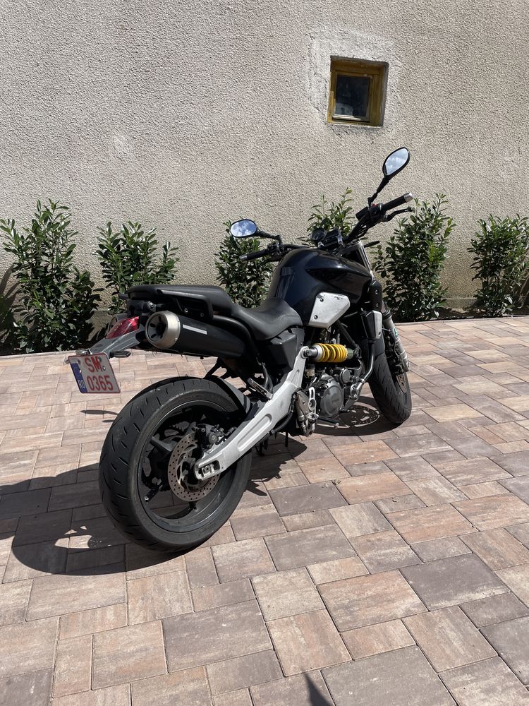 Yamaha MT-03 660