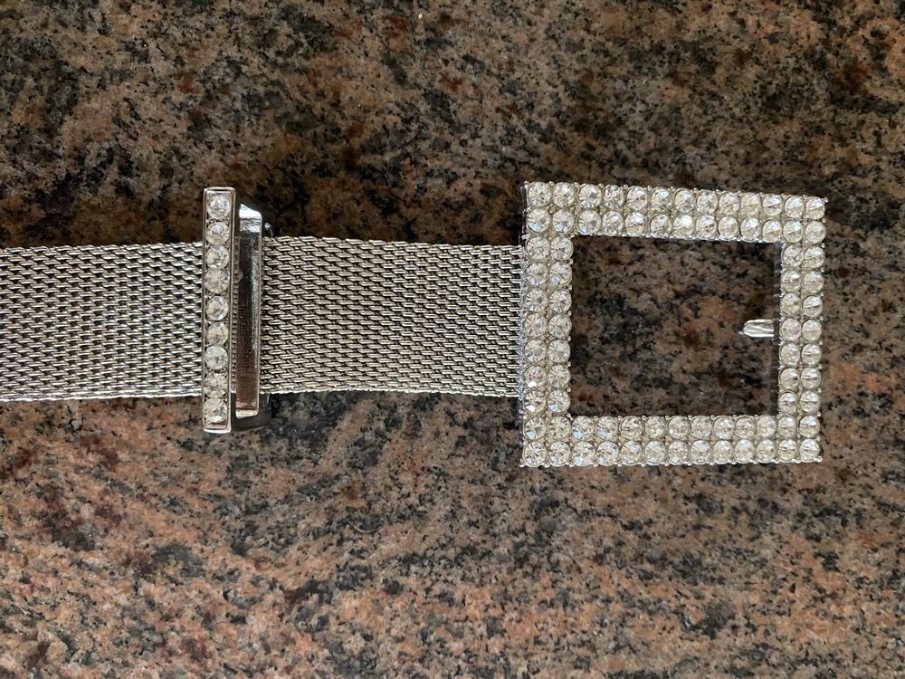 Метален колан Zara, сребрист с кристали, 80 см
