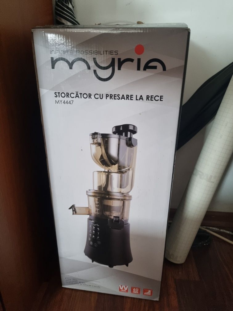 Storcător Myria, Slow juicer