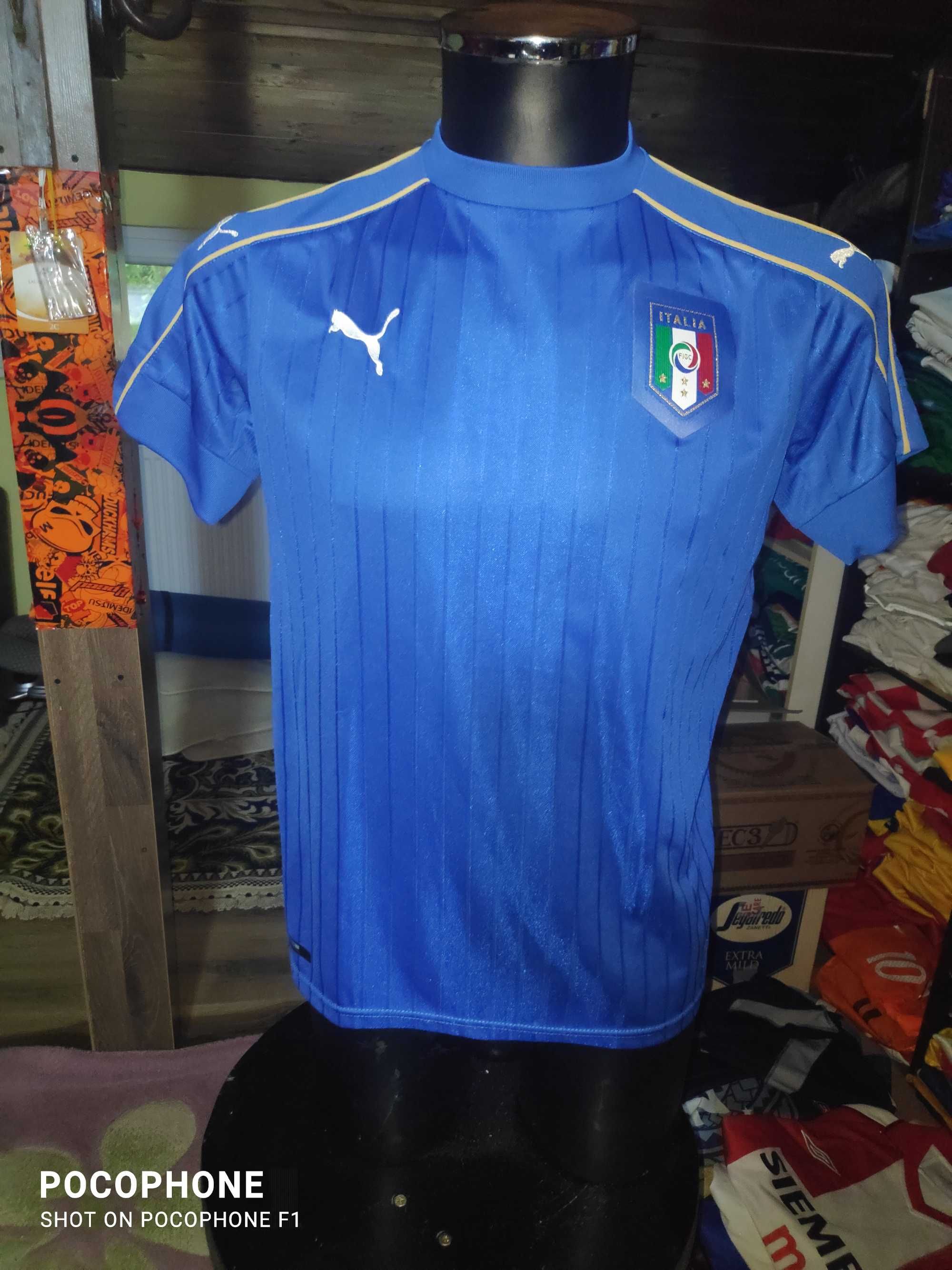 tricou italia puma sezon 2010 marimea S NOU