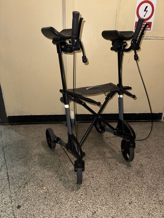 Cadru din aluminiubpentru recuperare cu sustinere antebrat
