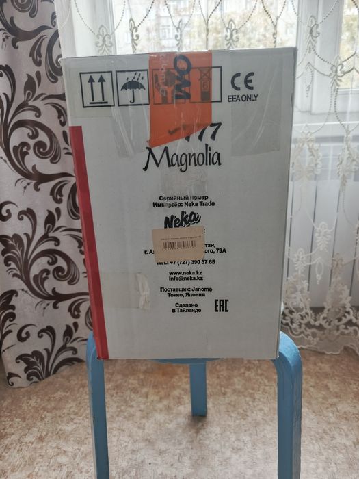 Продам швейную машину Janome