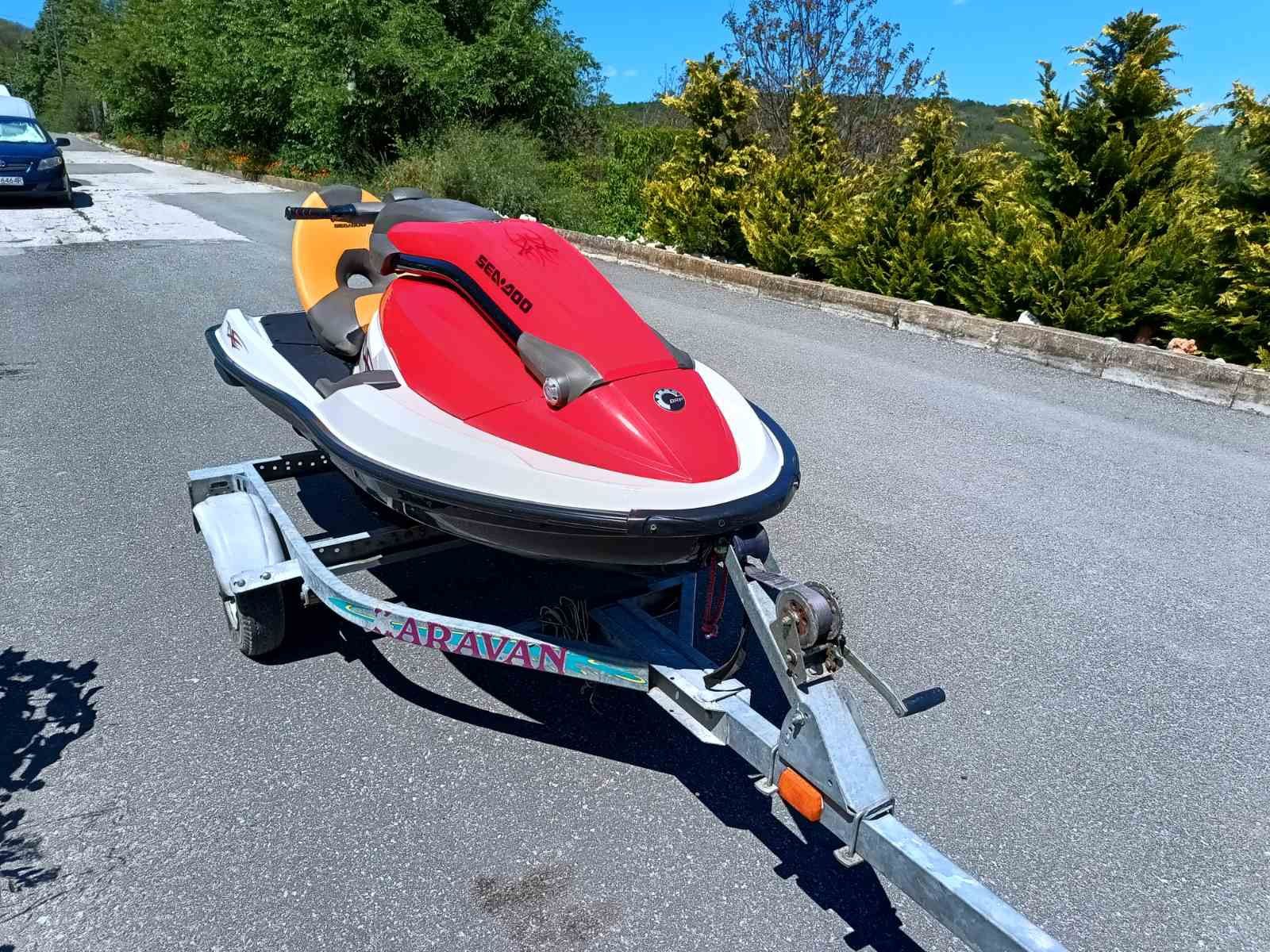 Продавам Джет Bombardier Sea Doo