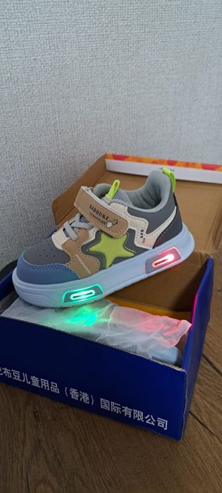 Детские кеды, новые