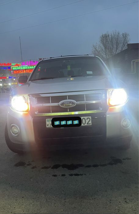 Продам FORD Escape