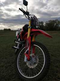 Продам мотоцикл Enduro Vento 250