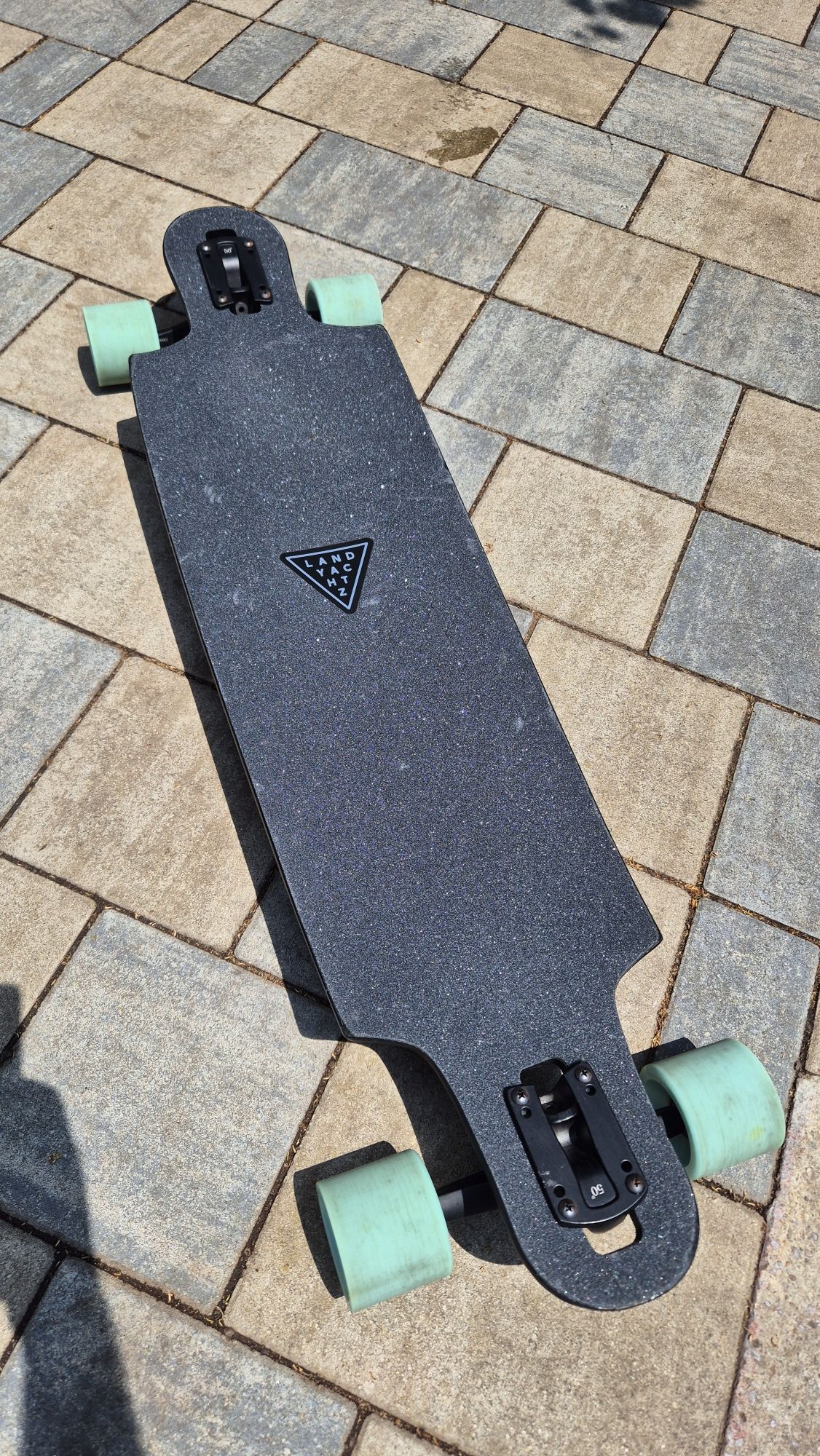 Longboard Landyachtz Drop Cat 38"