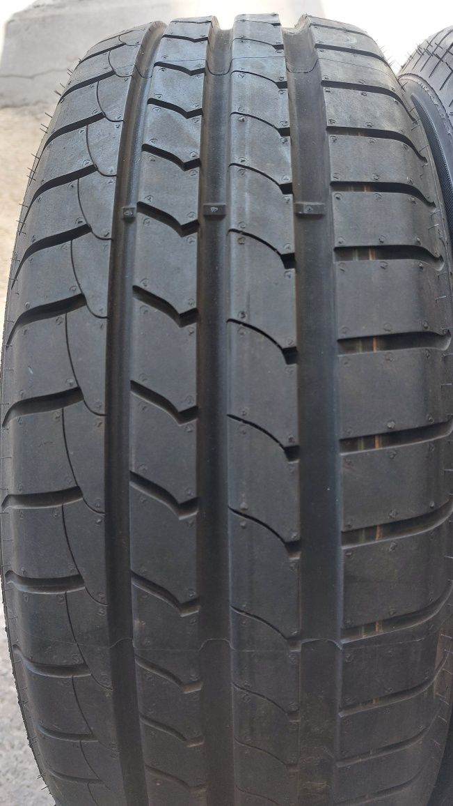 Нови летни гуми 195/60/16 Goodyear Efficient Grip 2 броя