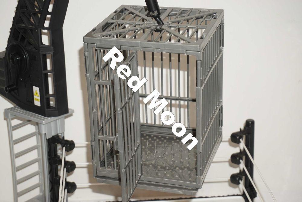 Кеч Ринг с Клетка WWE Crash Cage Wrestling Ring Playset Seat Launchers
