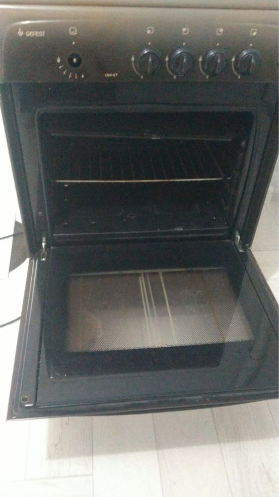 Газовая плита продаётся