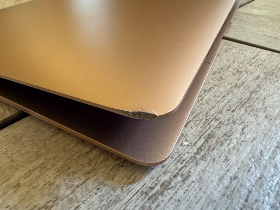 MacBook Air 13” APPLE M1 256 GB, Gold