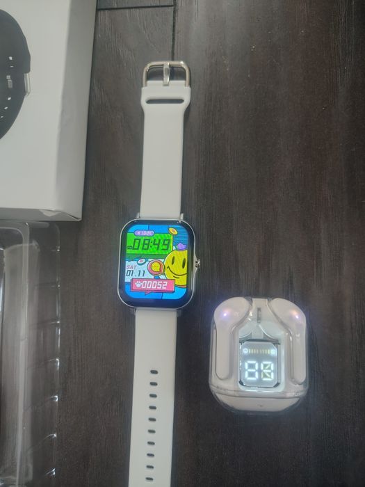 Ceas Smartwatch inteligent+setcasti