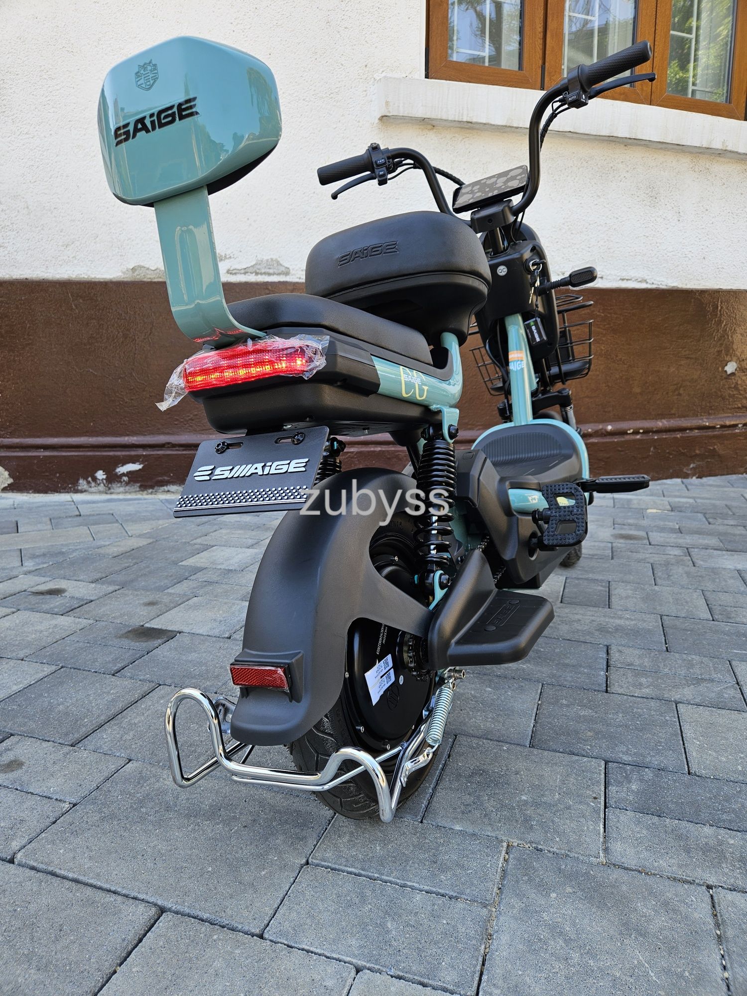 Scuter Electric fara permis și fara inmatriculare Saige 20Ah 500W