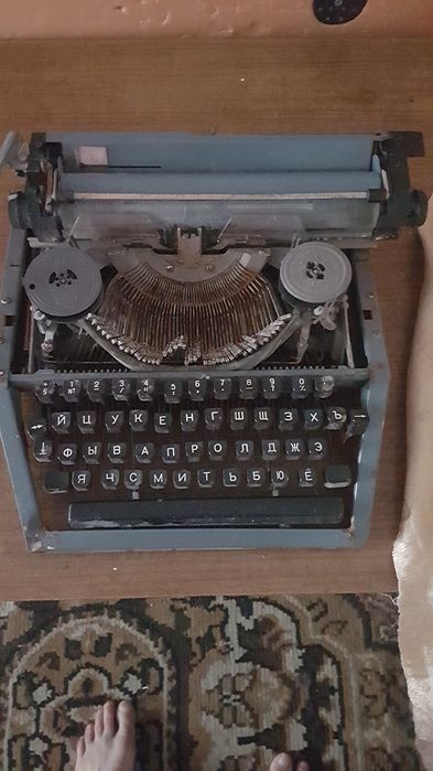 продаю печатную машинку