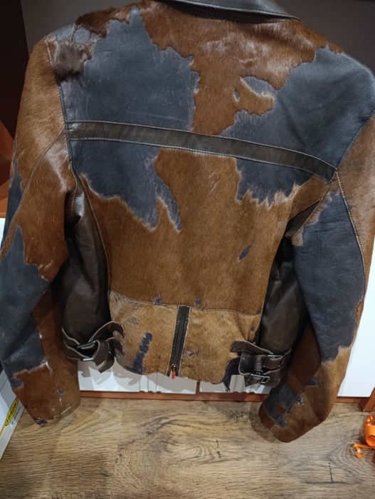 Яке кожено от естествен косъм отговоря на s/m