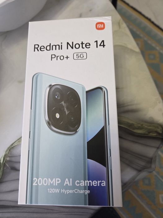 Мобильный телефон