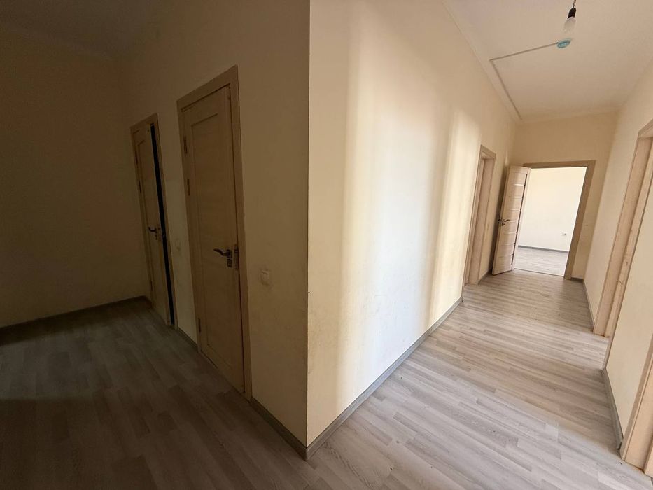 Motrid zudlik bilan sotiladi 3 xonali